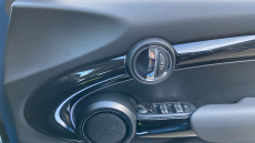 MINI Hatchback 1.5 Cooper Classic 5dr Auto Petrol Hatchback